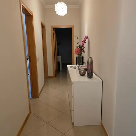 Encosta Da Orada Vista Mar Апартаменти